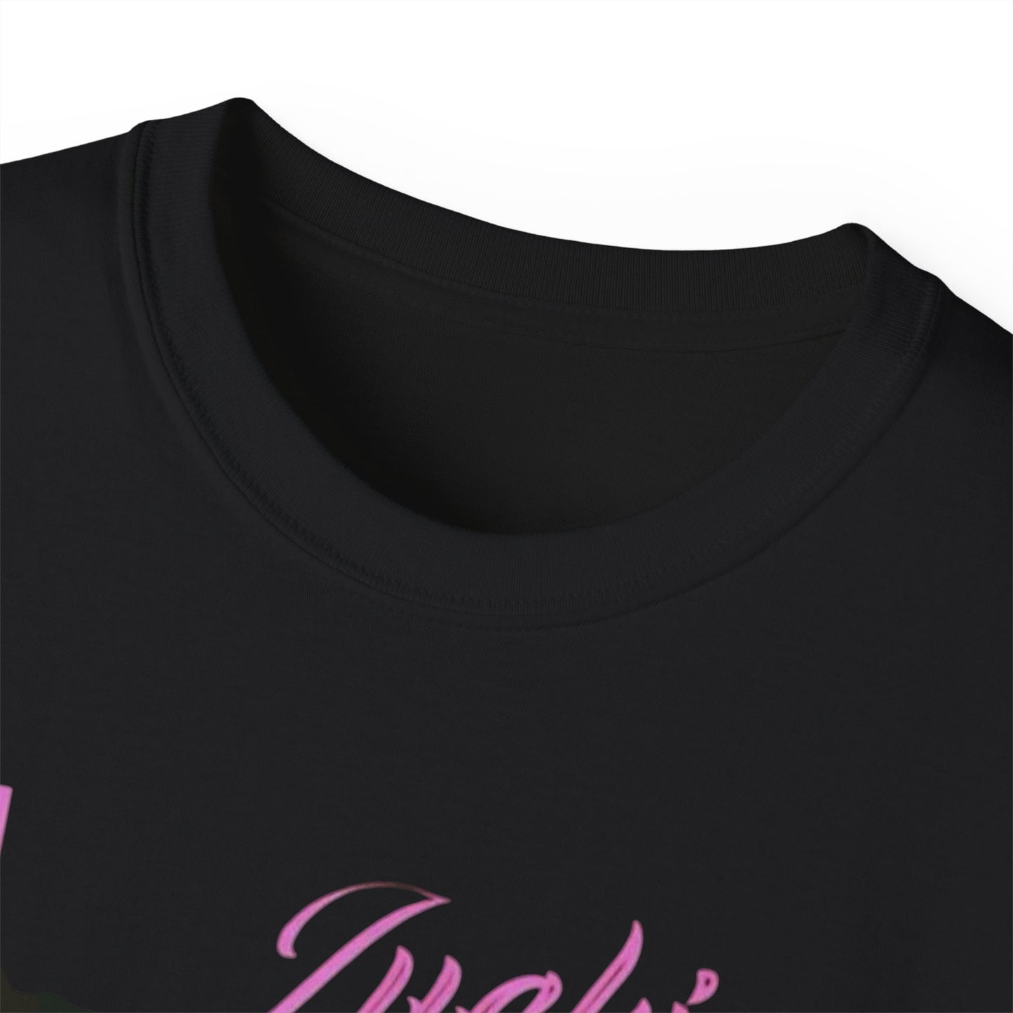 Retro Pink 'Lucki' Car Photo Tee - Aesthetic Graphic T-Shirt